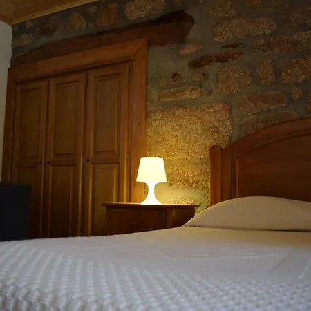 בית נופש Casas Da Eira *